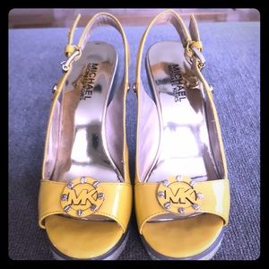 Michael Kors espadrille wedge 8 1/2 M